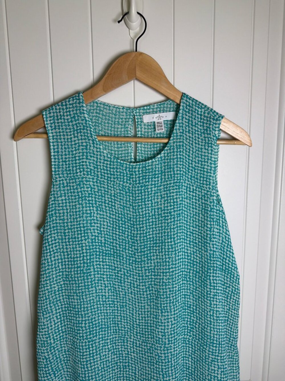 Fever Aqua Speckle Grid Sleeveless Double Layer Blouse, Small - Picture 3 of 11